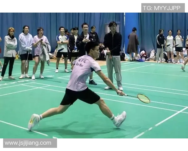 广州羽毛球队奋勇拼搏的背后故事与锦标赛精彩瞬间回顾